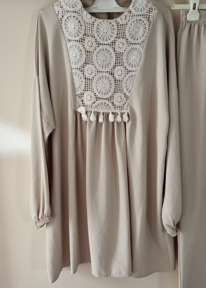 BİSKÜVİ MARKA TUNİK PANTOLON TAKIM - Görsel 2