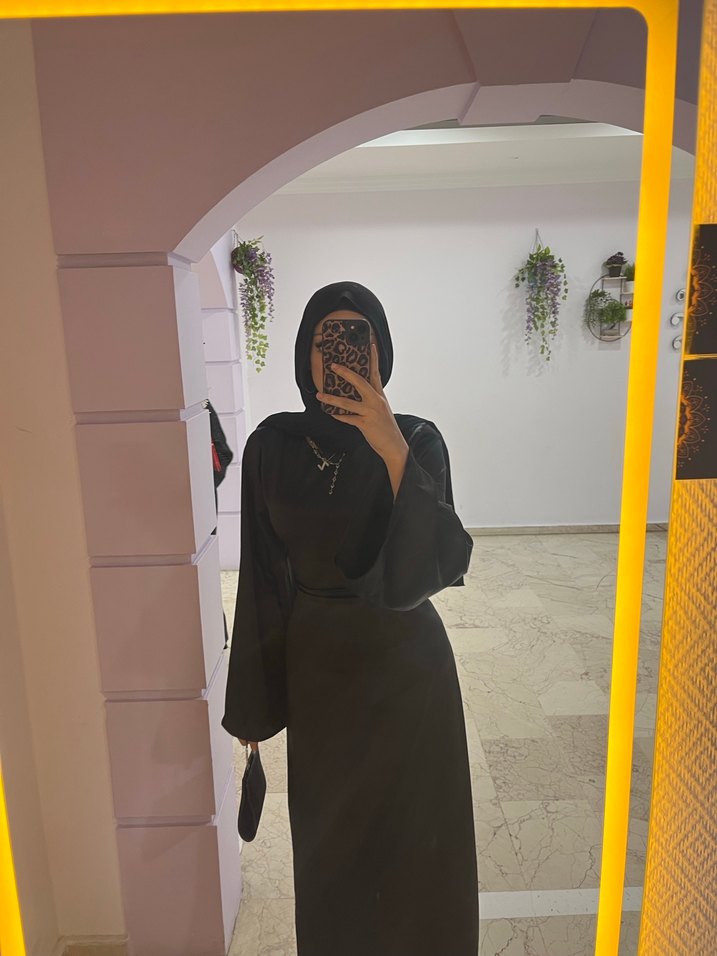 Siyah Uzun Kollu Saten Kadın Elbise - Görsel 2