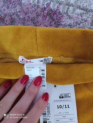 10 Yaş Beden 10 11 yaş yeni etiketli kadife sarı pantolon tayt