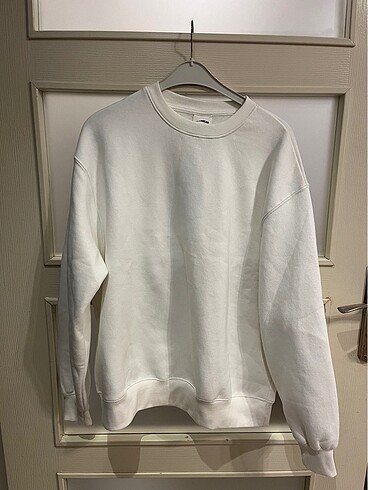 pull&bear beyaz sweatshirt