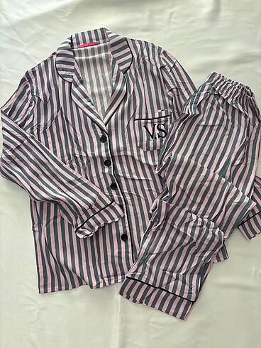 Pijama takımı