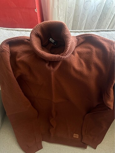 l/xl Beden Kiremit rengi tok kumaş boğazlı şahane