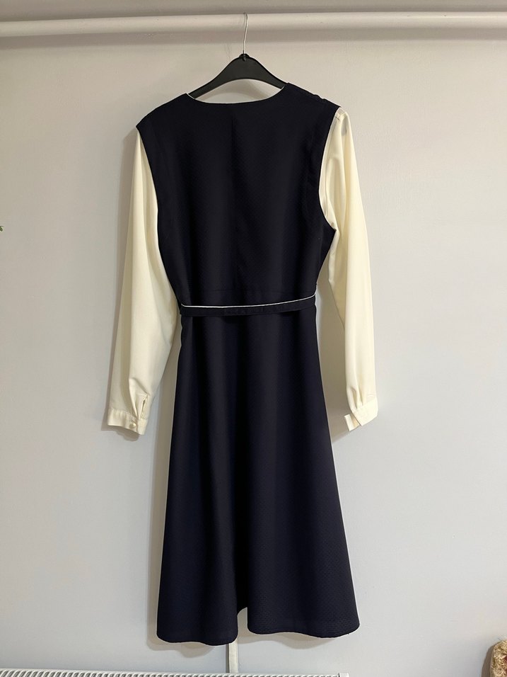 Kemerli Lacivert Beyaz takım - Görsel 4