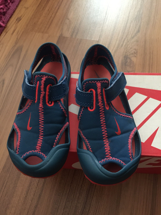 Nike çocuk sandalet
