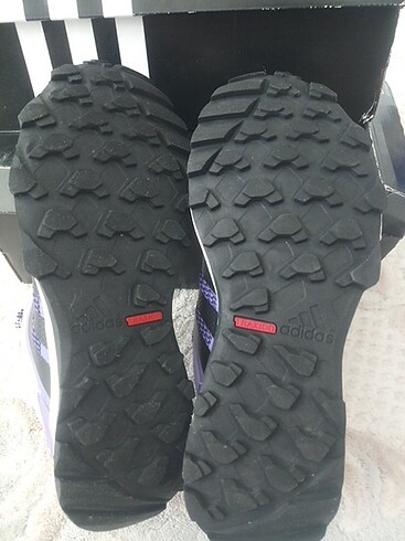 42 Beden Adidas spor ayakkabı