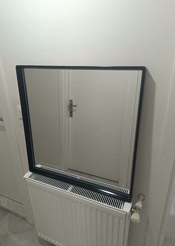 Zara Home Dekoratif Kare ayna 70*70 Siyah Parlak Lake cila çerc.