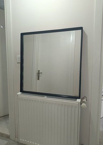Beden Zara Home Dekoratif Kare ayna 70*70 Siyah Parlak Lake cila çerc.