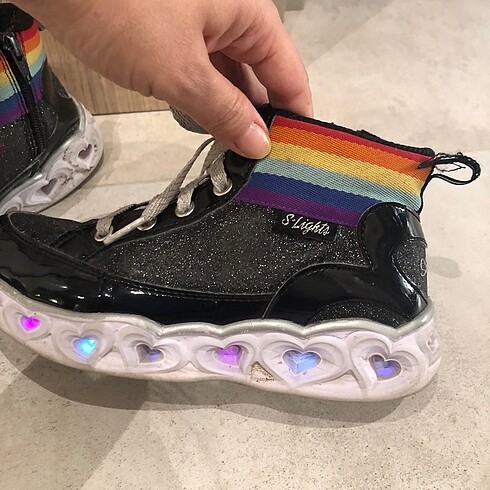 34 Beden siyah Renk Skechers bot