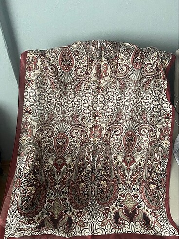Etro etnik desen şal