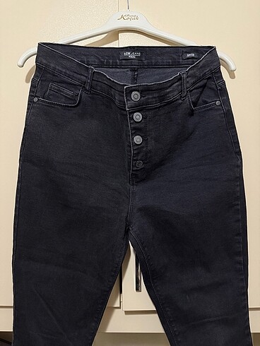 44 Beden Lcw jeans