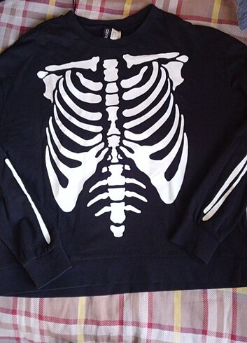 H&M Skeleton sweat