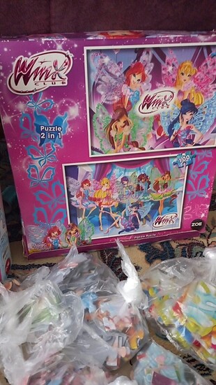 Barbie Tam 8 parça puzzle kutularıyla gondericem bir iki adet eksik ol