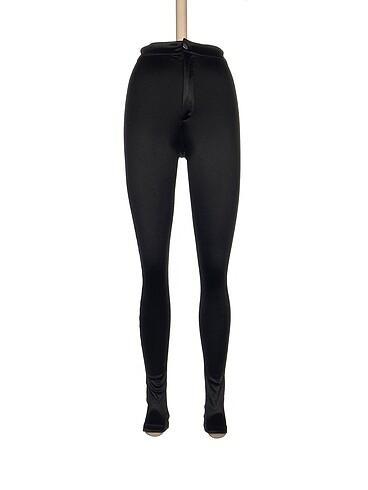 H&M Düz Kesim %70 İndirimli.