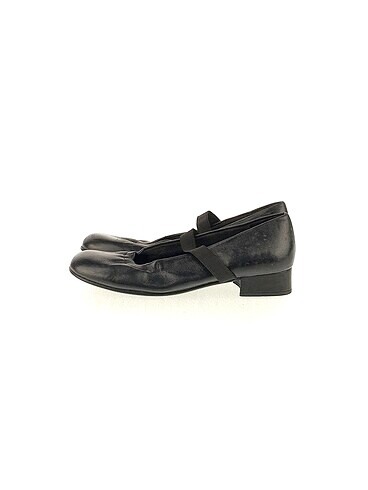 DKNY Babet %70 İndirimli.
