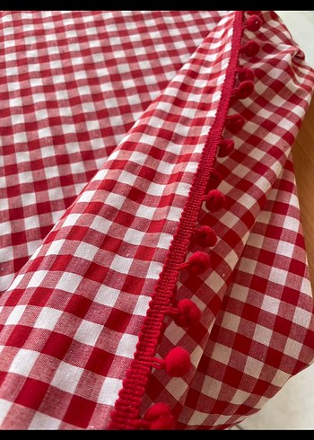 Kareli Kırmızı Masa Örtüsü - Görsel 4