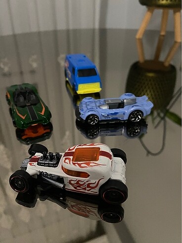  Hot wheels