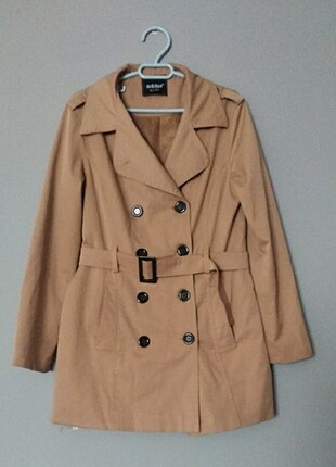Addax trenchcoat