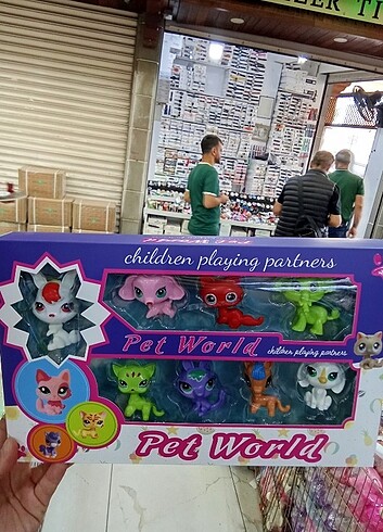 Minişler büyük boy