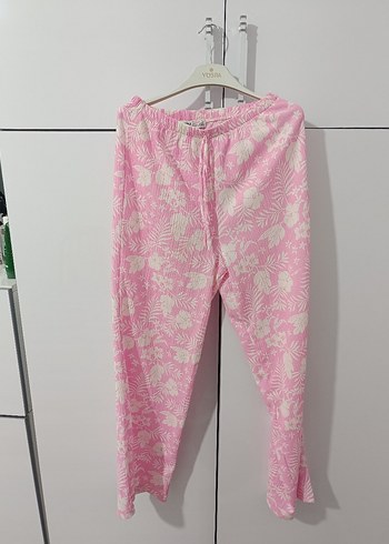 m Beden Pembe Pilili Midi Kadın Kumaş Pantolon
