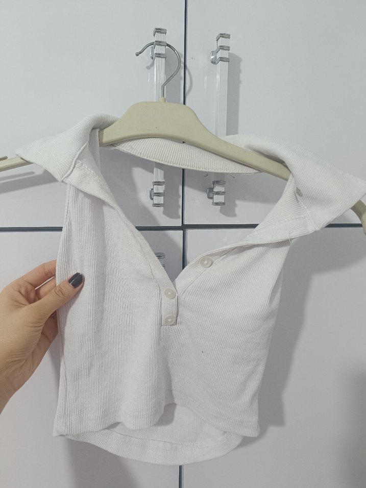 Beyaz Çocuk Atlet - Görsel 2