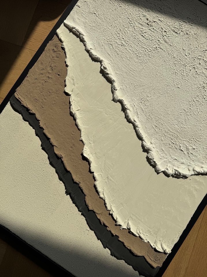 Kabartmalı Soyut Beyaz ve Kahverengi Tablo - Görsel 2