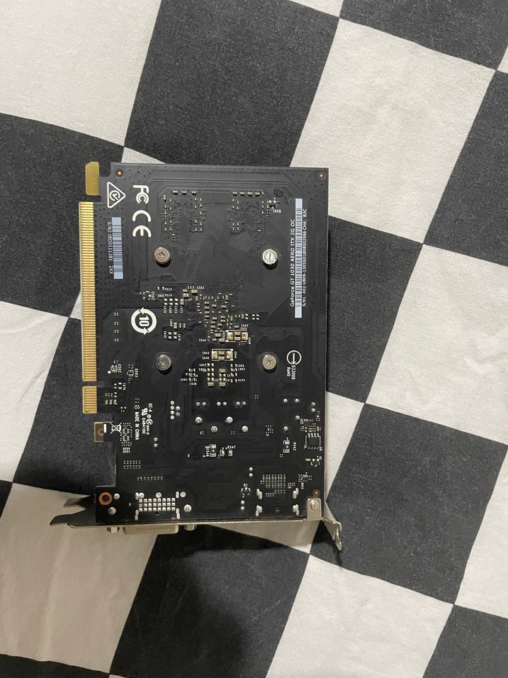 MSI Aero Grafik Kartı Beyaz Siyah - Görsel 2