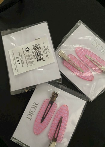 Pastel Pembe Dior Plastik Toka Seti
