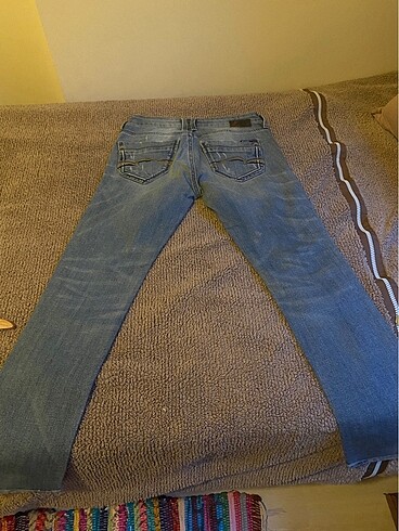 26 Beden mavi Renk MAVİ JEANS LINDY MODEL JEAN PANTALON 26/30 BEDEN