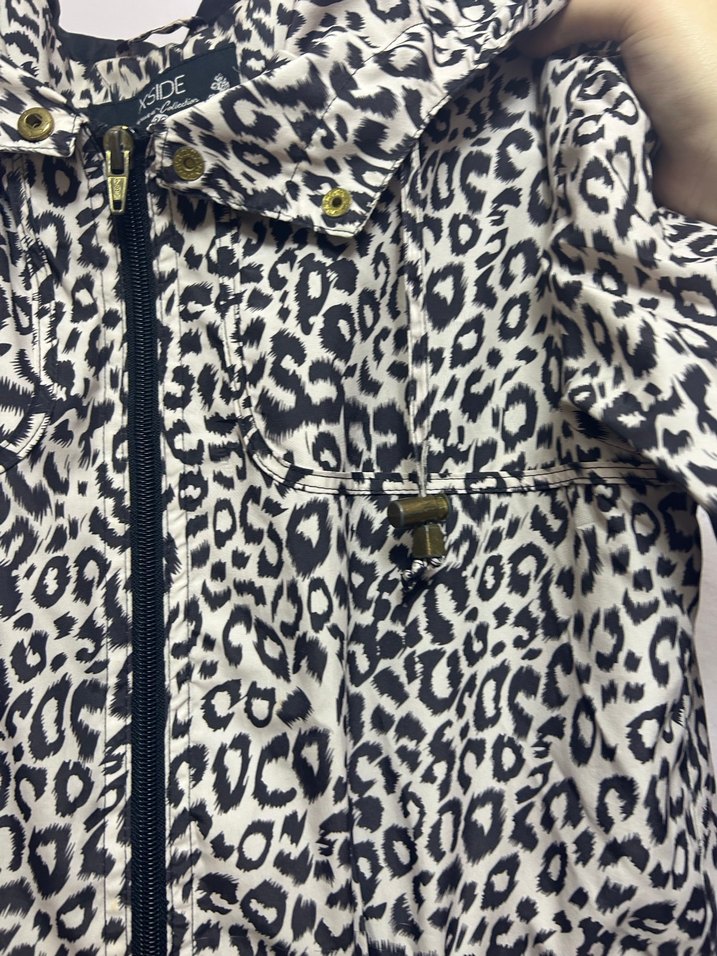 Leopar Desenli fermuarlı yağmurluk - Görsel 4
