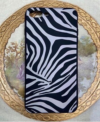 İPhone 7 Plus 8 Plus zebra desenli kılıf
