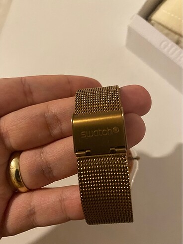 Beden çeşitli Renk Swatch SSO8K104M Kadın Kol Saati
