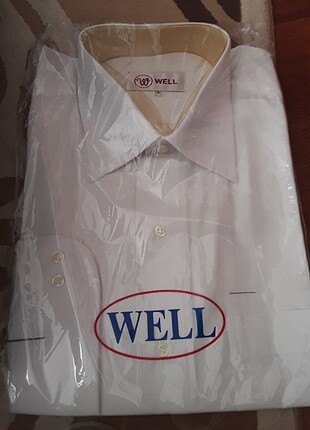 Beyaz gömlek 