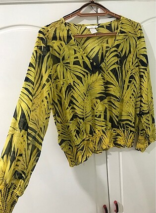 H&M desenli sarı bluz