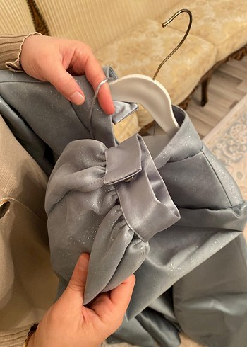 Gri Yüksek Yakalı Drapeli Uzun Kadın Elbise - Görsel 3