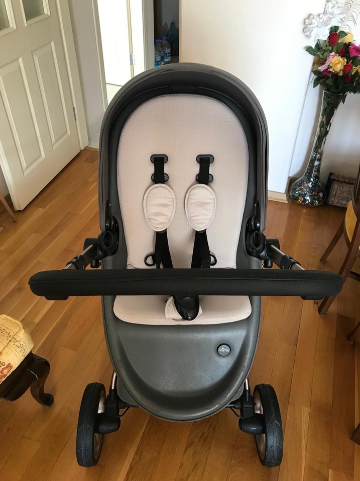 Beyaz ve gri bebek arabası - Görsel 4
