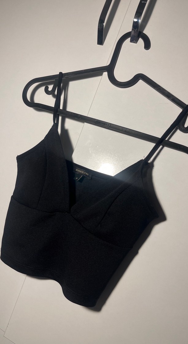 Siyah V Yaka Tokalı İnce Askılı Büstiyer - Görsel 2