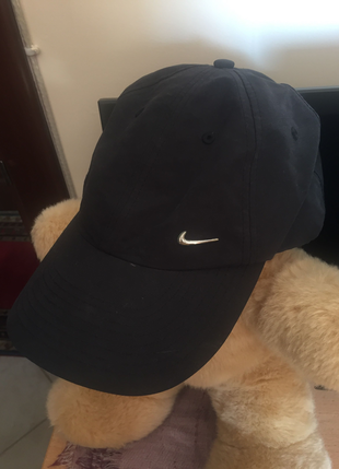 Nike şapka