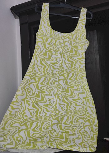 DeFacto Cool Dekolteli Mini Elbise - Yeşil Girdap Desenli - Görsel 3