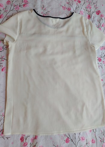 38 Beden Beyaz Kısa Kollu Basic Bluz