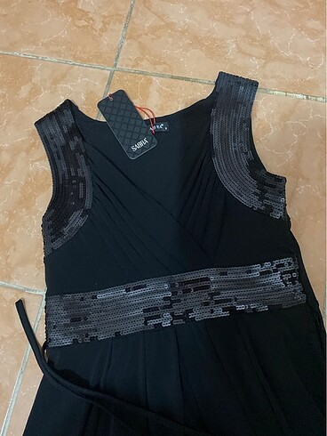 Siyah payetli abiye - Görsel 2