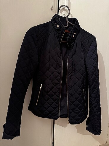 Zara Baklava Desen Mont