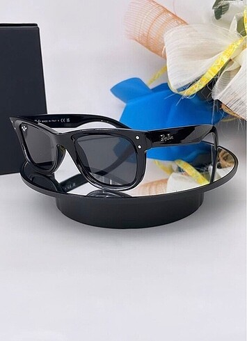 Beden siyah Renk Ray ban Gozluk