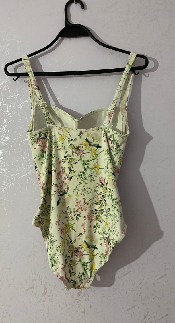 Çiçek Desenli Drapeli Bohem Kadın Mayo - Görsel 2