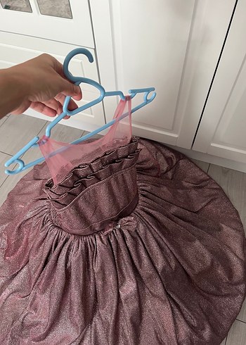 Pembe Parlak Askılı Kız Çocuk Elbisesi - Görsel 3