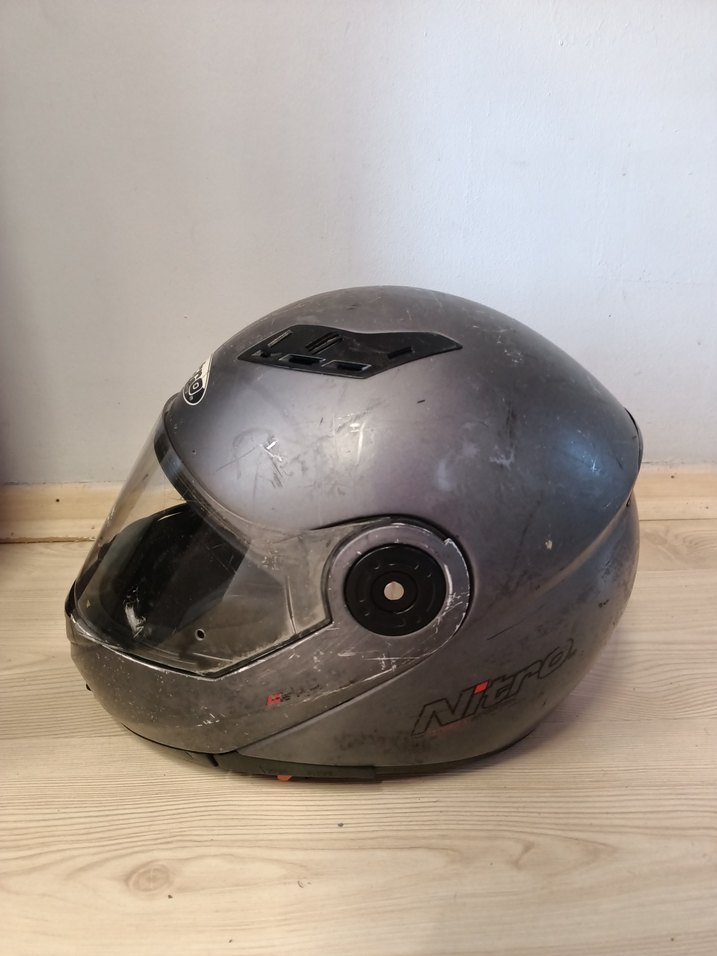 Nitro Gri Çene Açılır Kask - Görsel 4