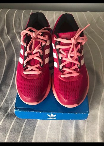 Adidas Pembe Kadın Spor Ayakkabı