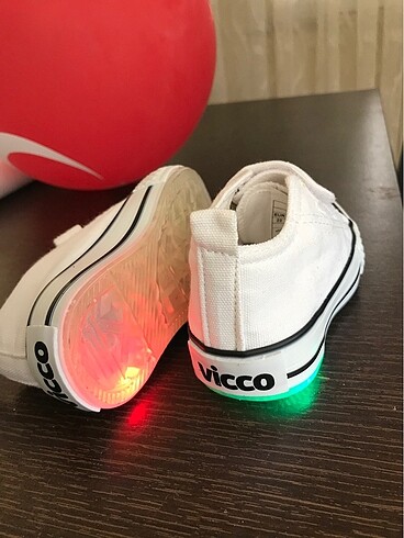 22 Beden beyaz Renk Vicco ışıklı ayakkabı