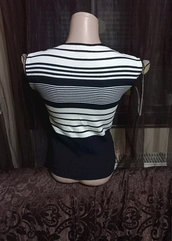 s Beden siyah Renk #Roman Siyah çizgıli Kısa Triko Süveter