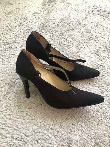 37 Beden vintage siyah süet topuklu ayakkabı