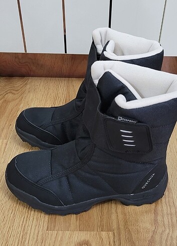 37 Beden DECATHLON QUECHUA BOT